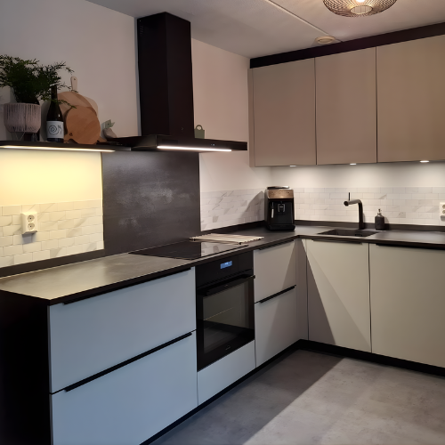 zelfklevende tegels keuken