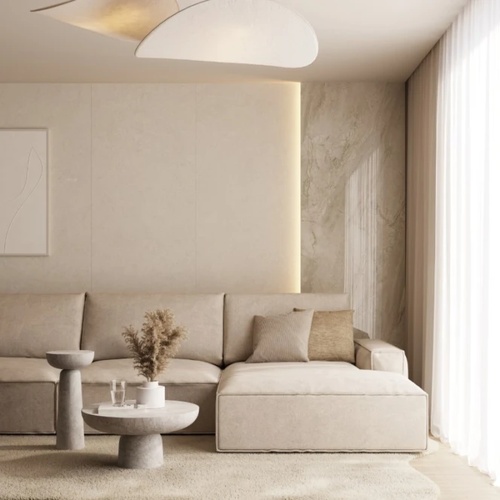 Beige marmer tegels in een nis met ledverlichting